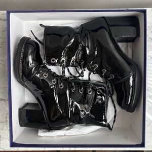 Stuart Weitzman Women's Climbing Lace-Up Ankle Boots Black Patent Leather